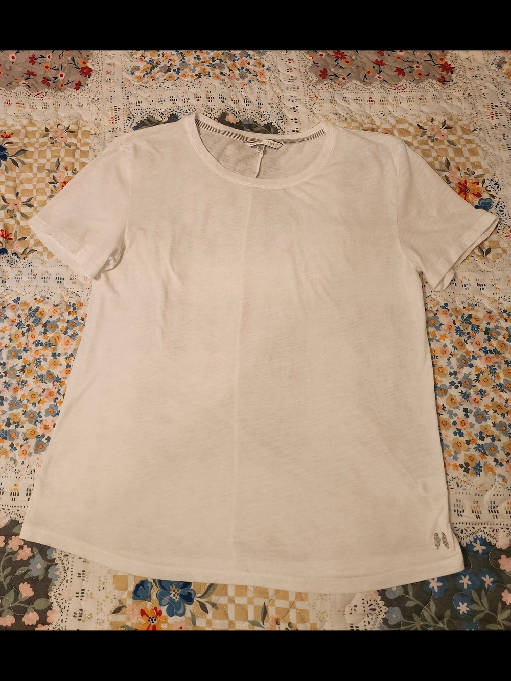 Victoria's Secret Angels White Tee Shirt - Picture 6 of 6